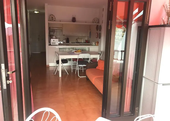 Апартаменти Ocean Park Адехе